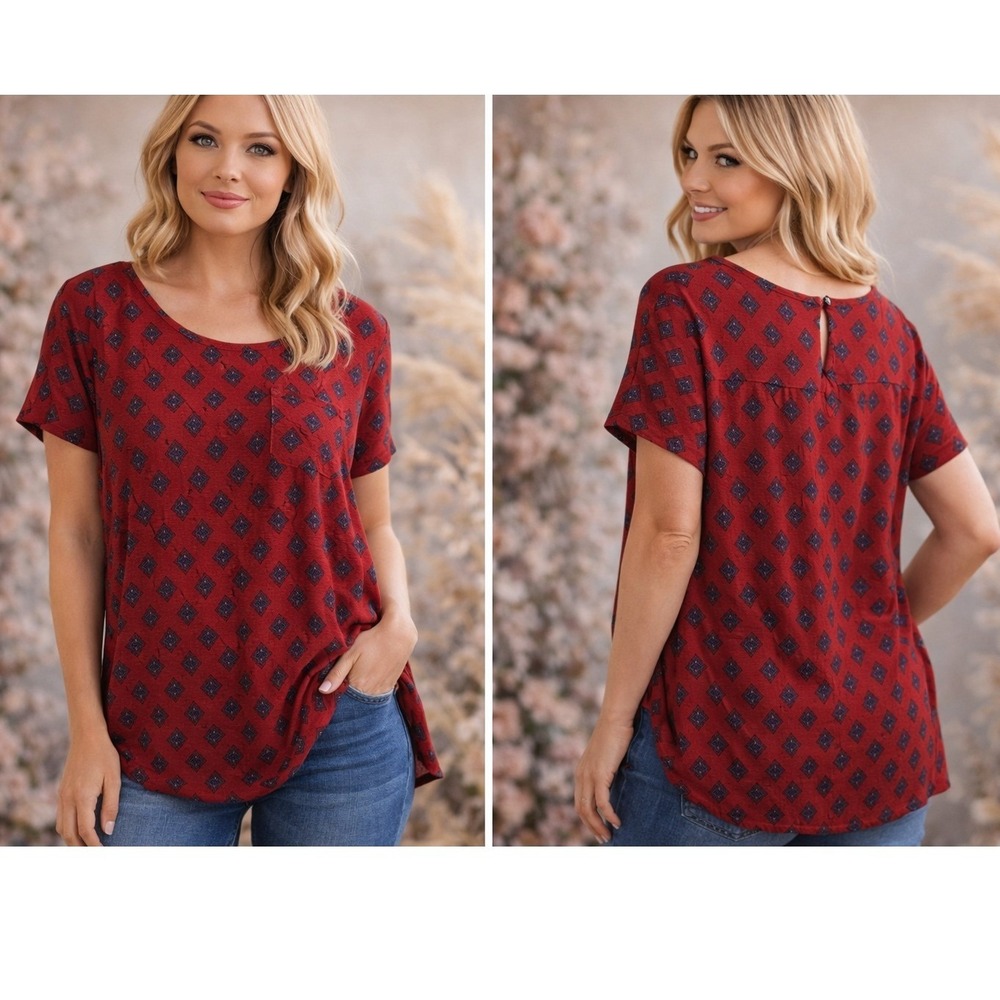 Lily White Flutter Sleeve Blouse Womens Large Red Geometric Boho print Blouse‎